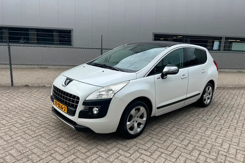 Peugeot 3008 (2012)
