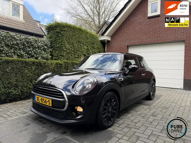 MINI One (2019) — foto 1