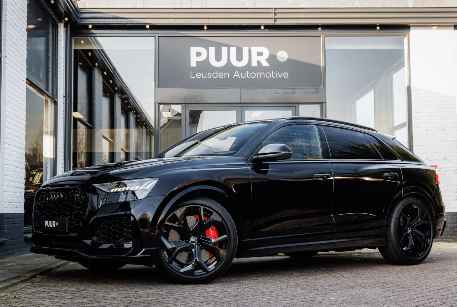 Audi RS Q8 (2021) — foto 1