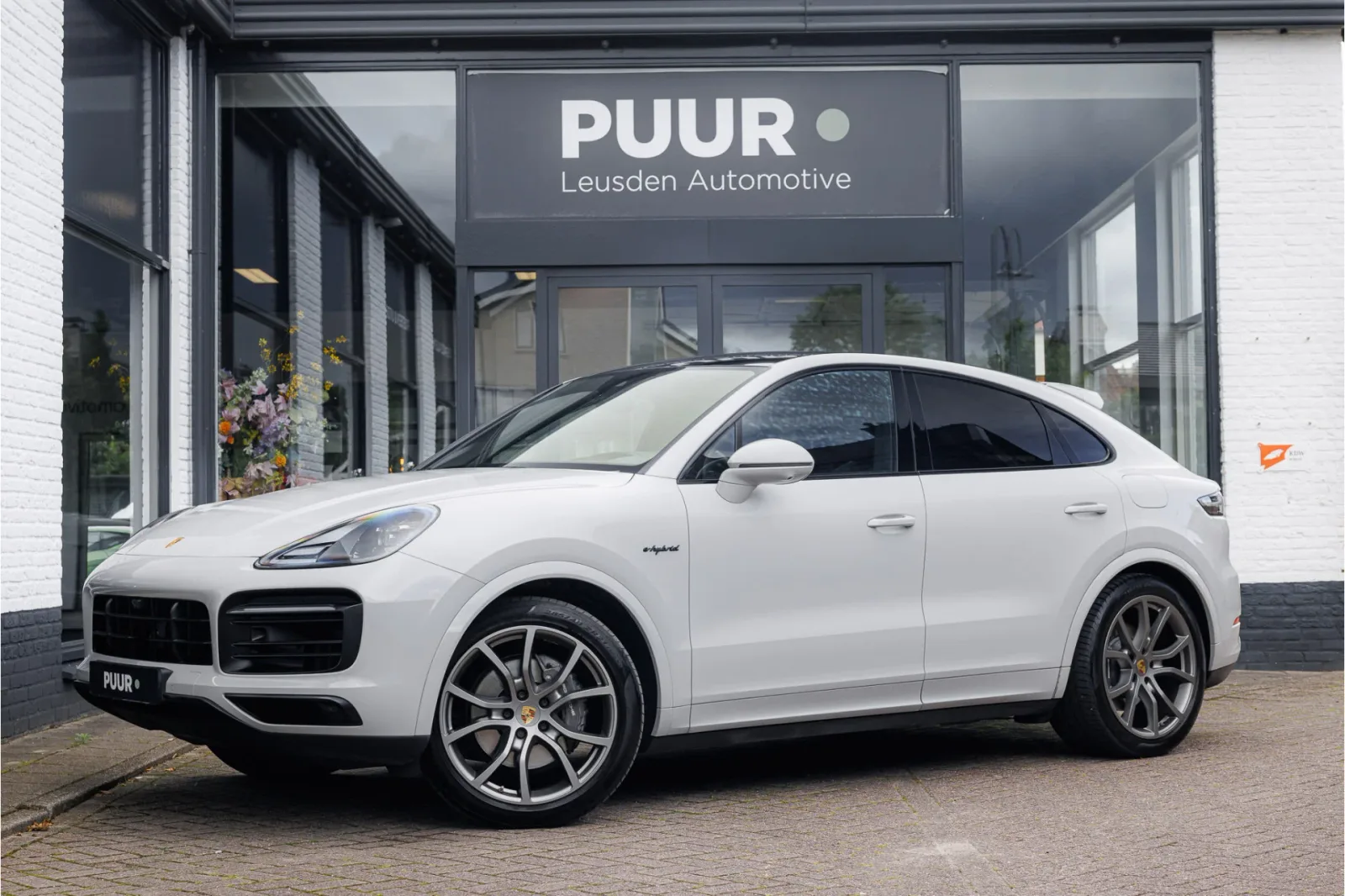 Porsche Cayenne (2022) — foto 1