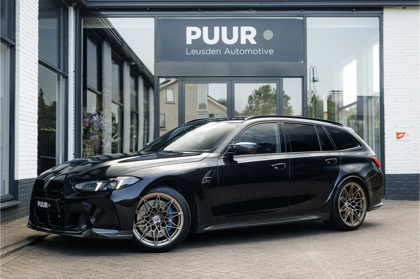 BMW M3 (2024) — foto 1