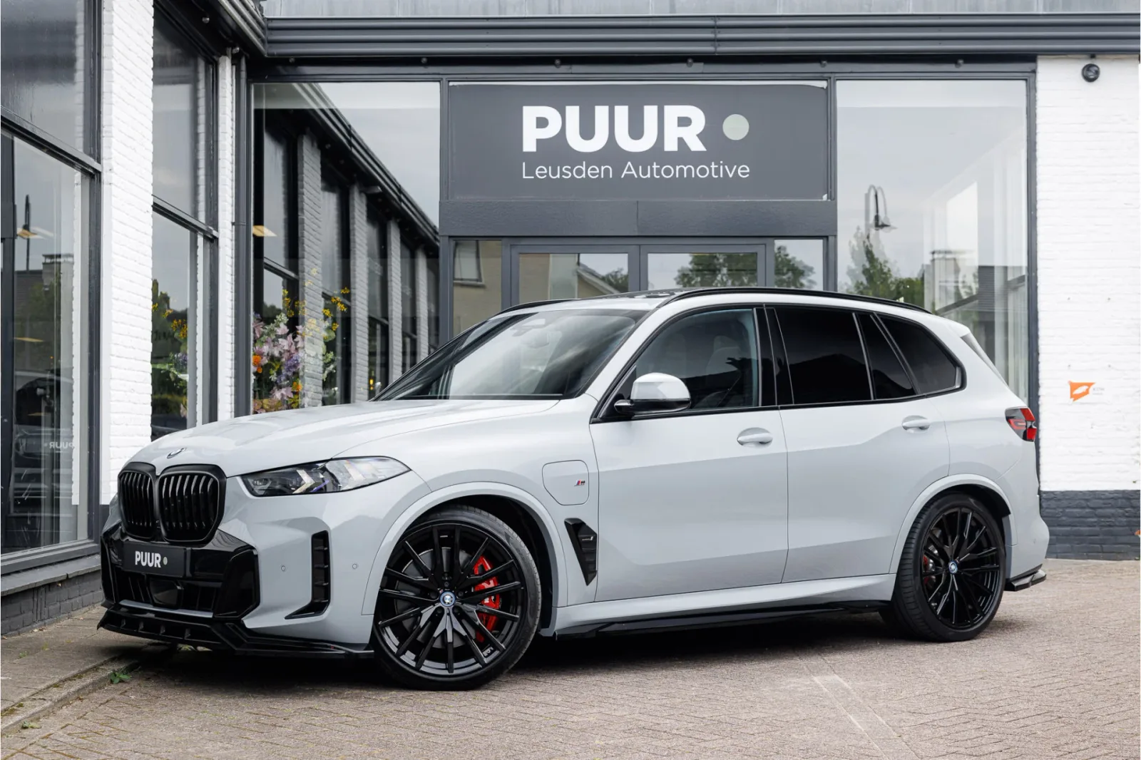 BMW X5 (2024) — foto 1