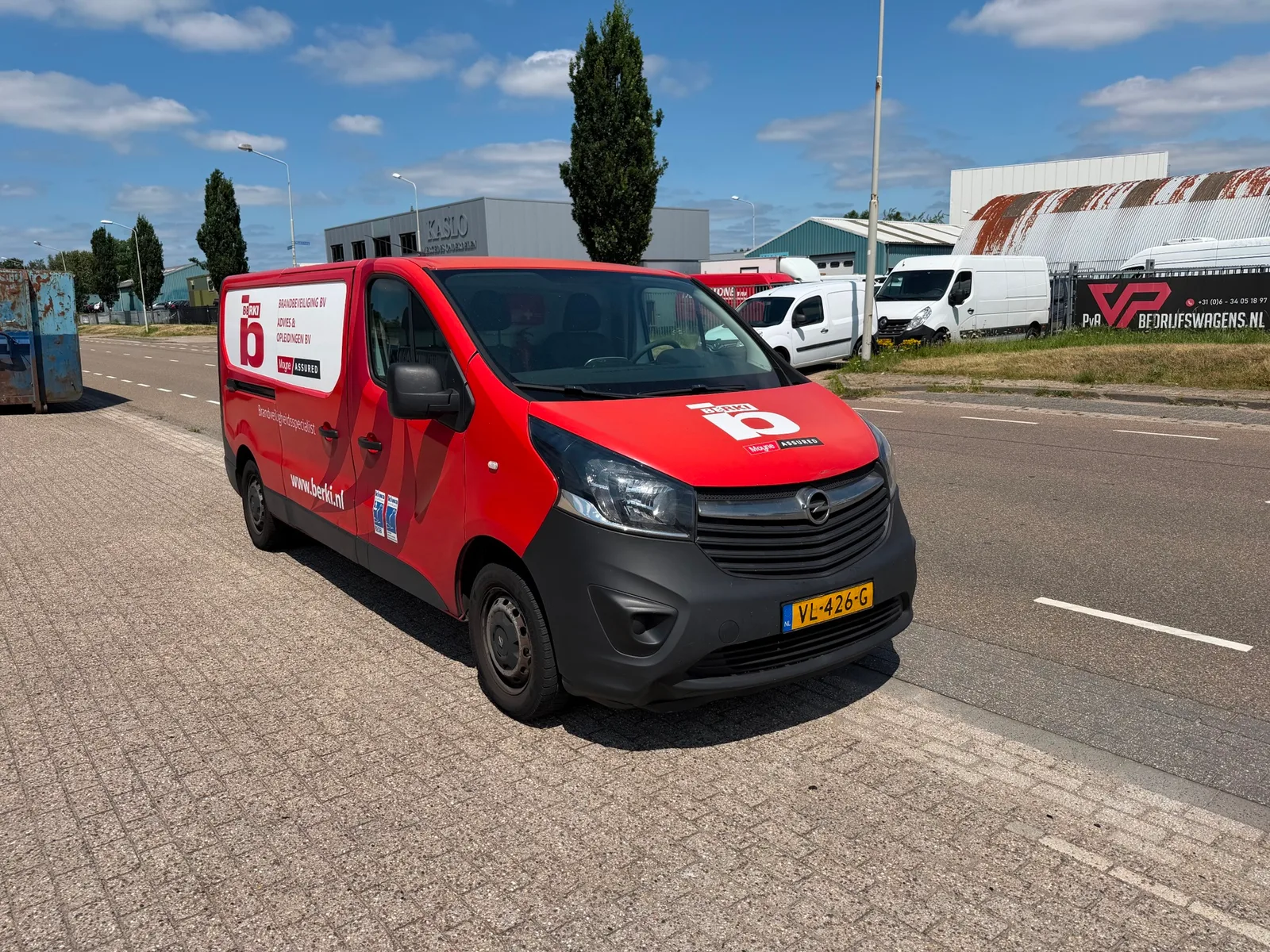 Opel Vivaro (2015) — foto 1