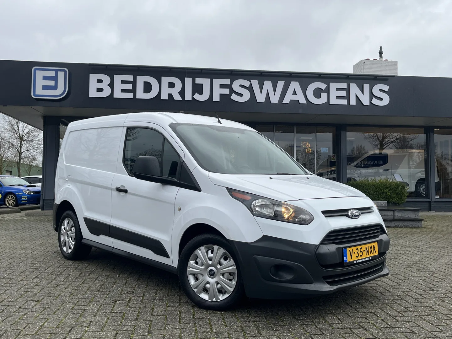 Ford Transit Connect (2015) — foto 1