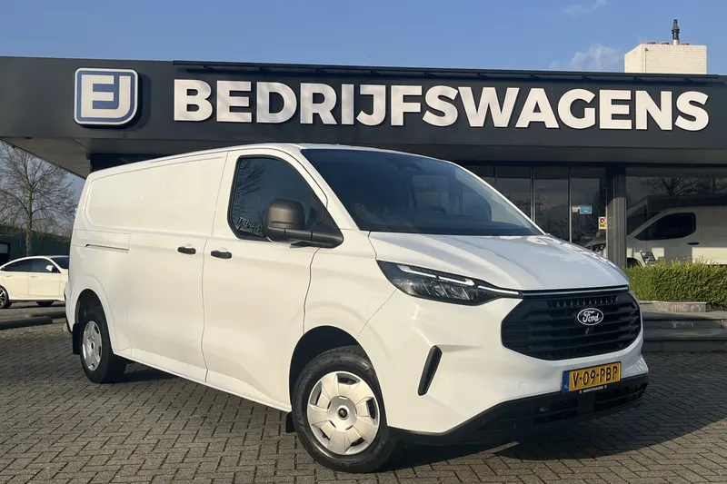 Ford Transit Custom (2024)