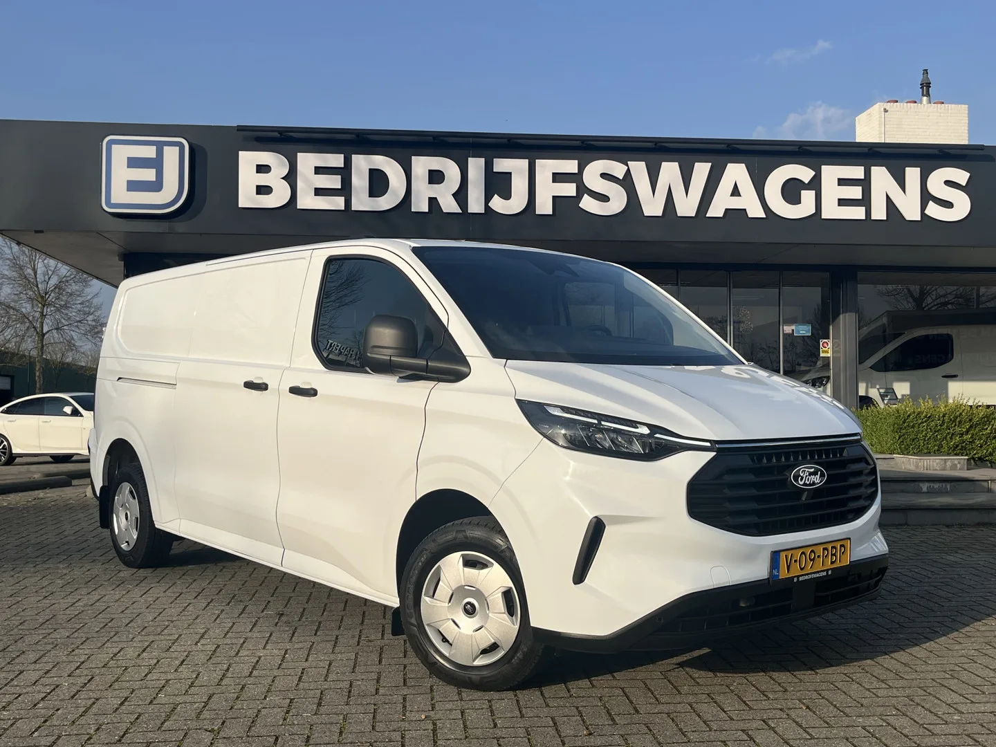 Ford Transit Custom (2024) — foto 1
