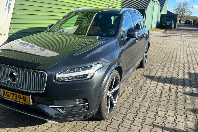 Volvo XC90 (2016)