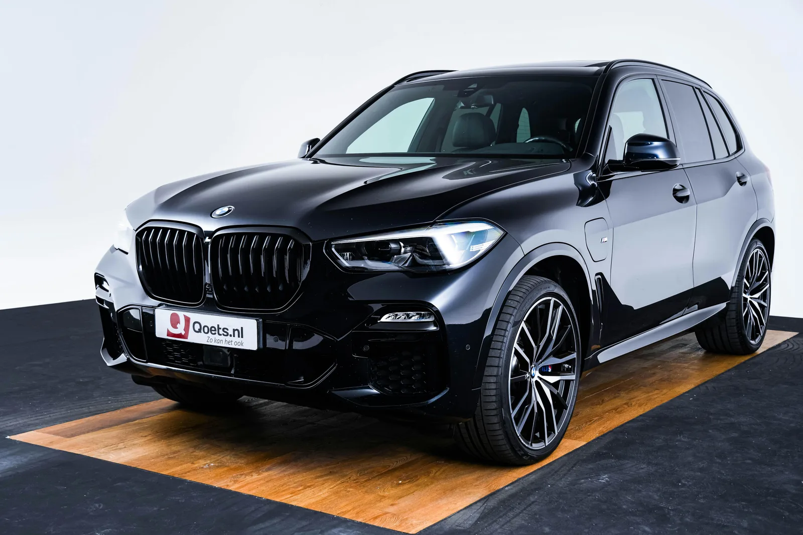 BMW X5 (2020) — foto 1