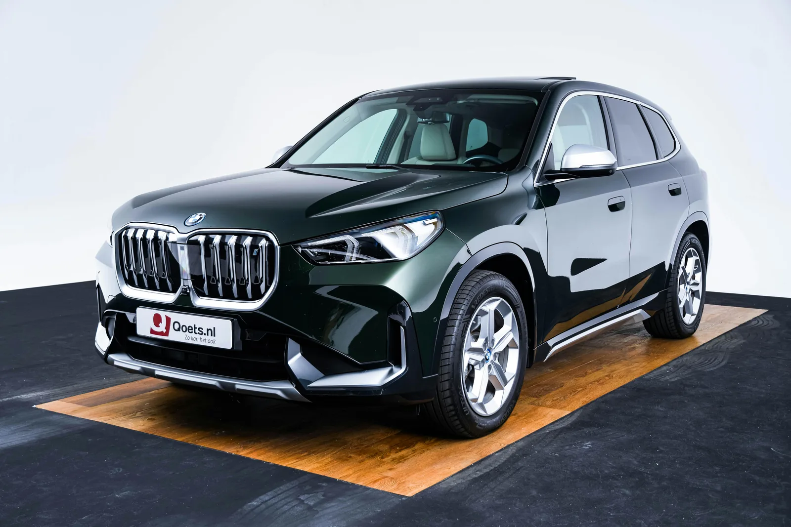 BMW iX1 (2023) — foto 1