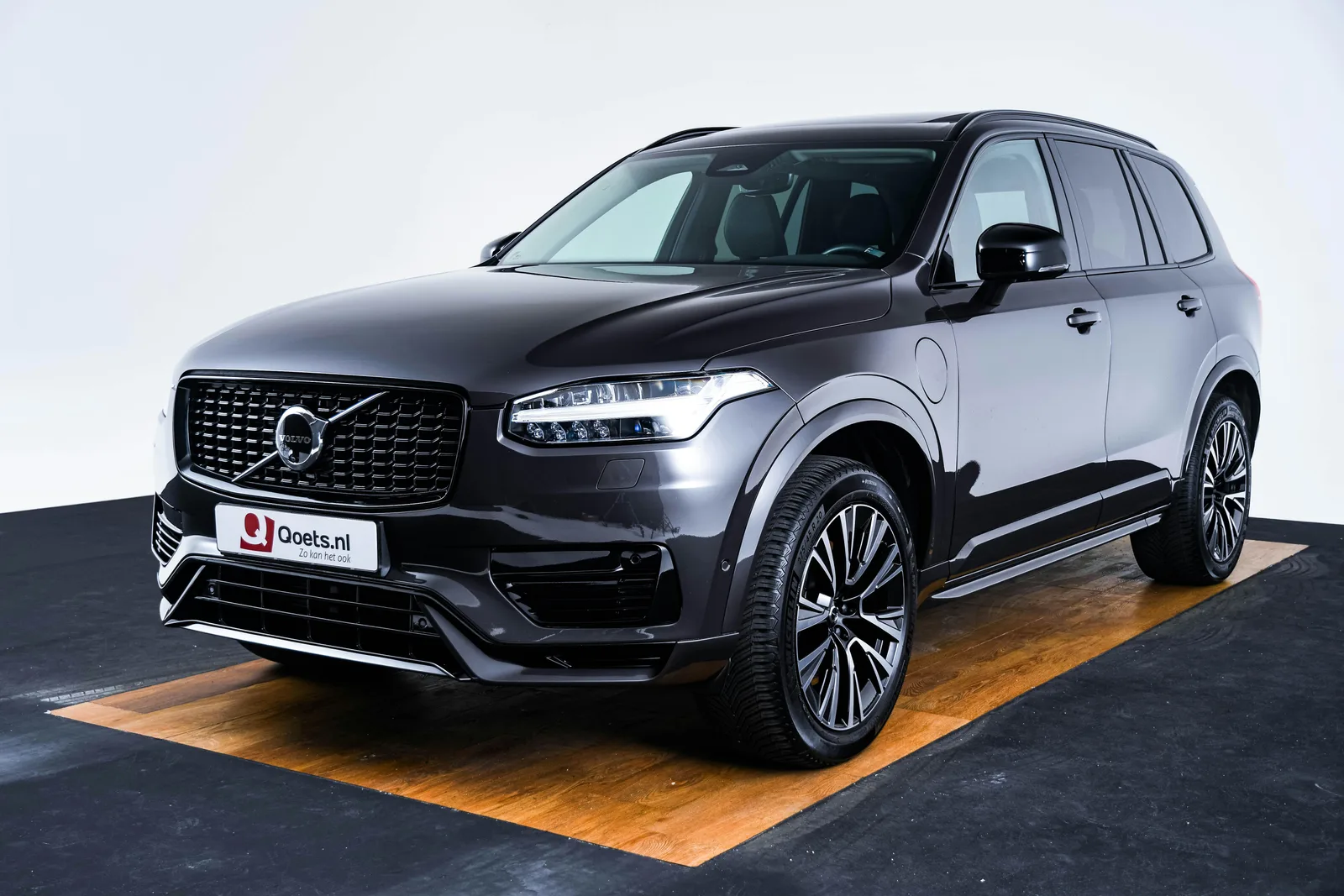 Volvo XC90 (2023) — foto 1
