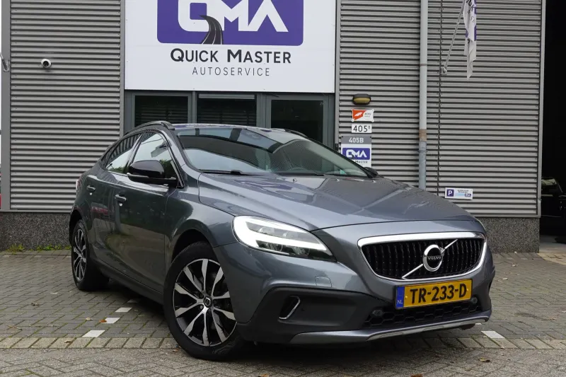 Volvo V40 Cross Country (2018)