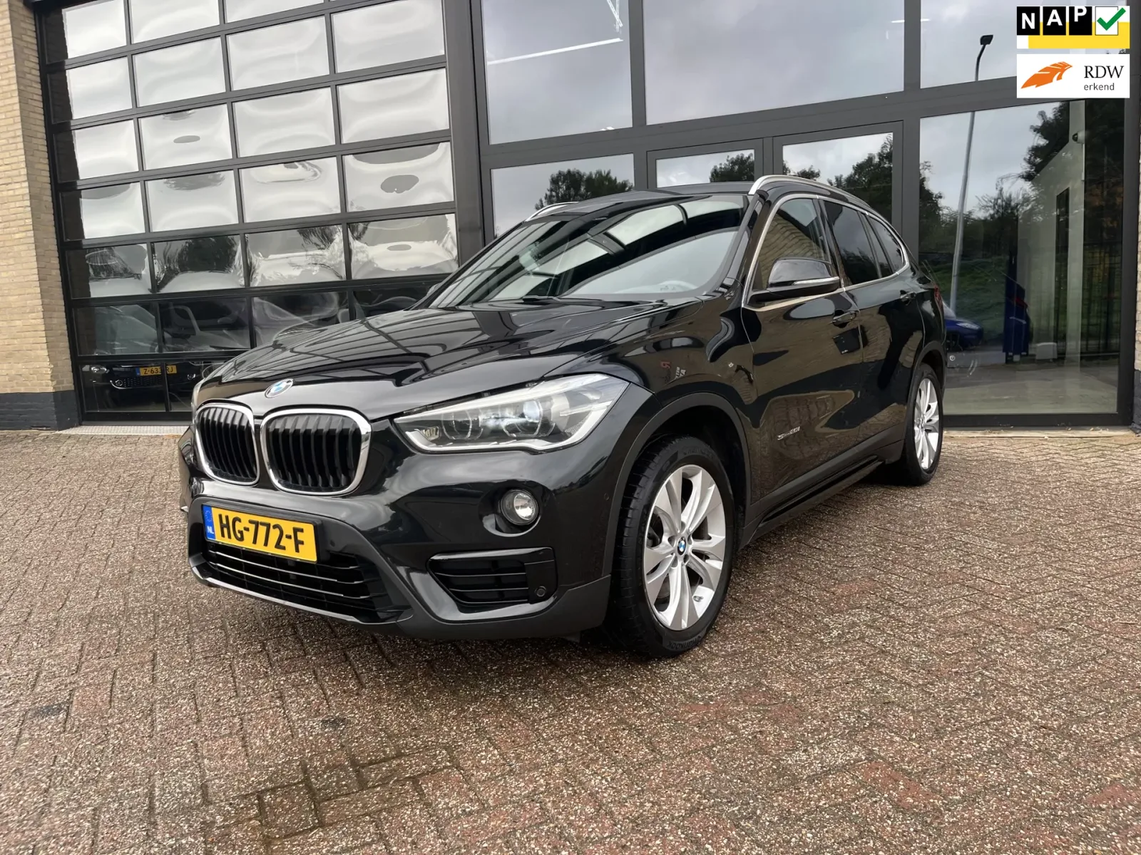 BMW X1 (2015) — foto 1