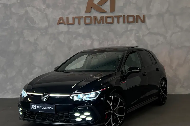Volkswagen Golf (2024)