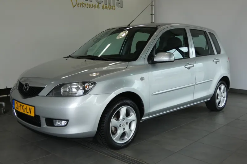 Mazda 2 (2006)