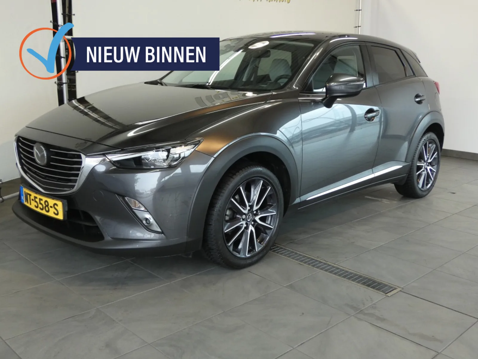 Mazda CX-3 (2017) — foto 1