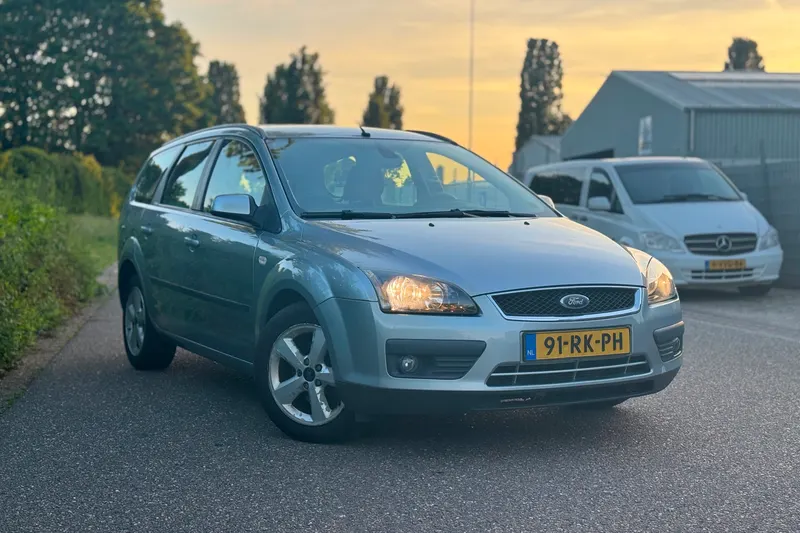 Ford Focus (2005)
