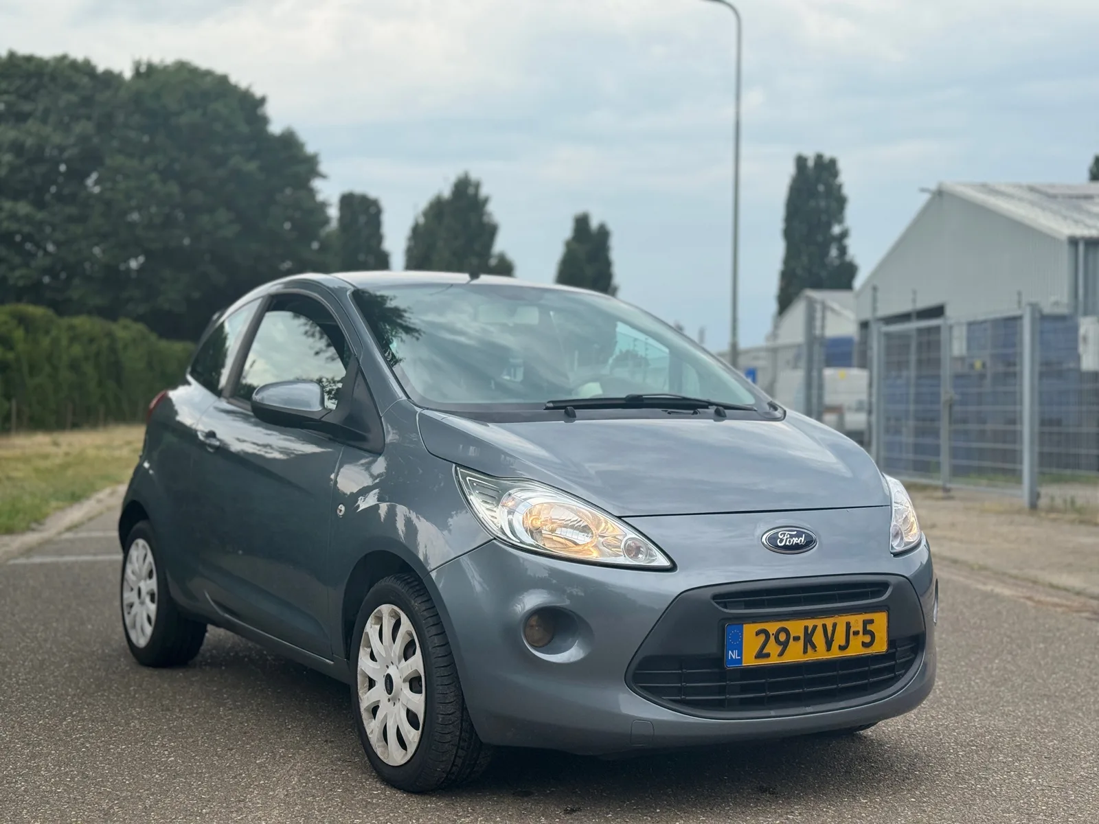 Ford Ka (2010) — foto 1