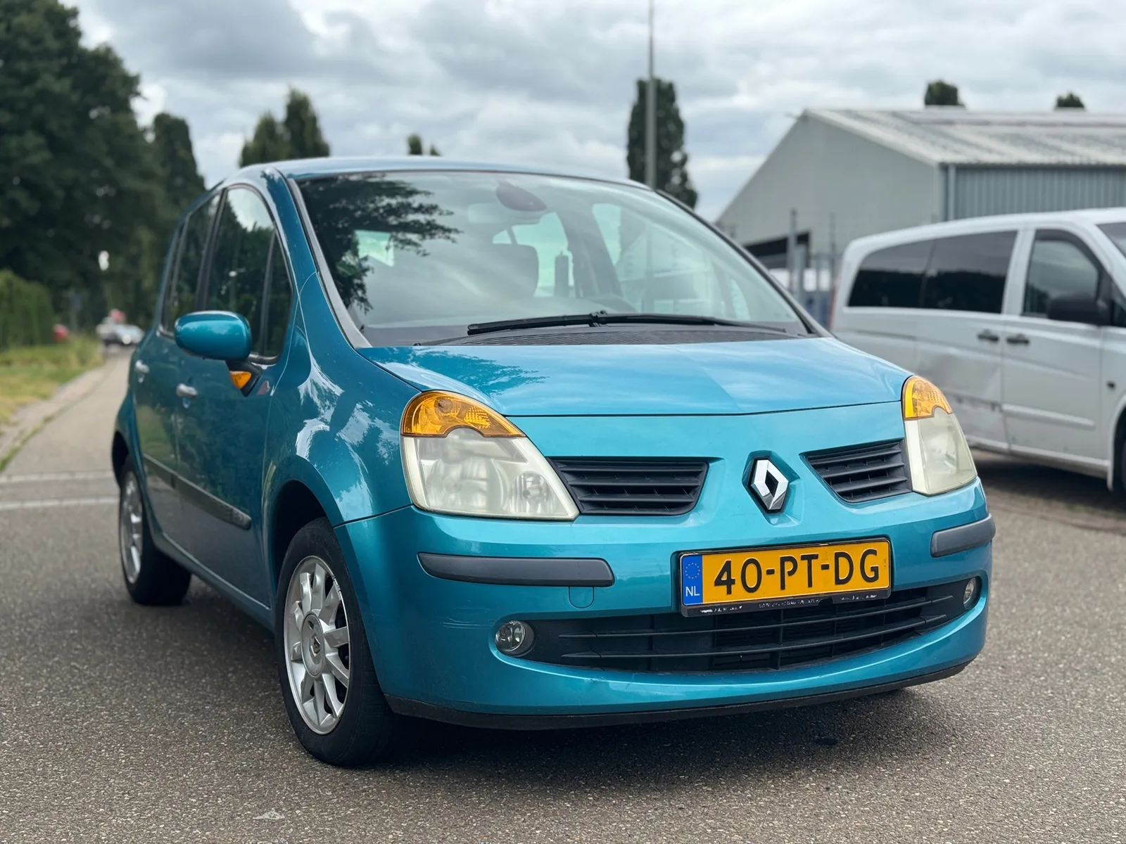 Renault Modus (2004) — foto 1