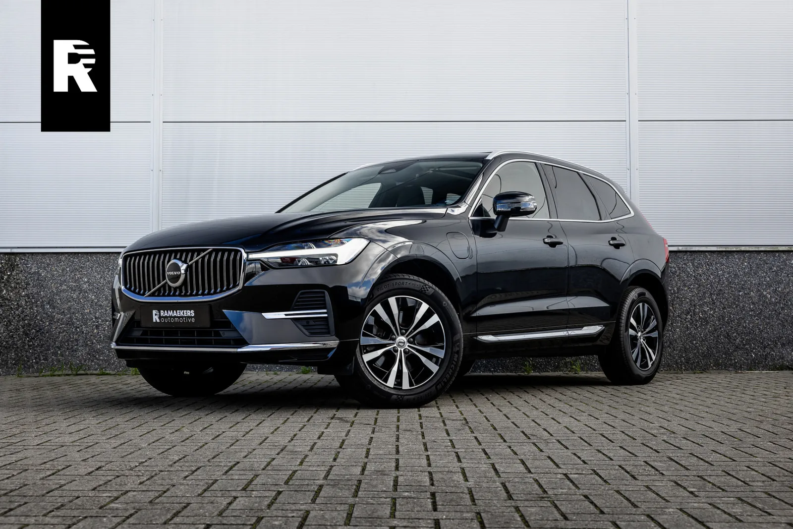 Volvo XC60 (2021) — foto 1