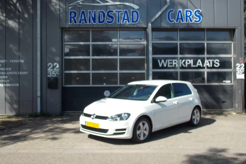 Volkswagen Golf (2013)