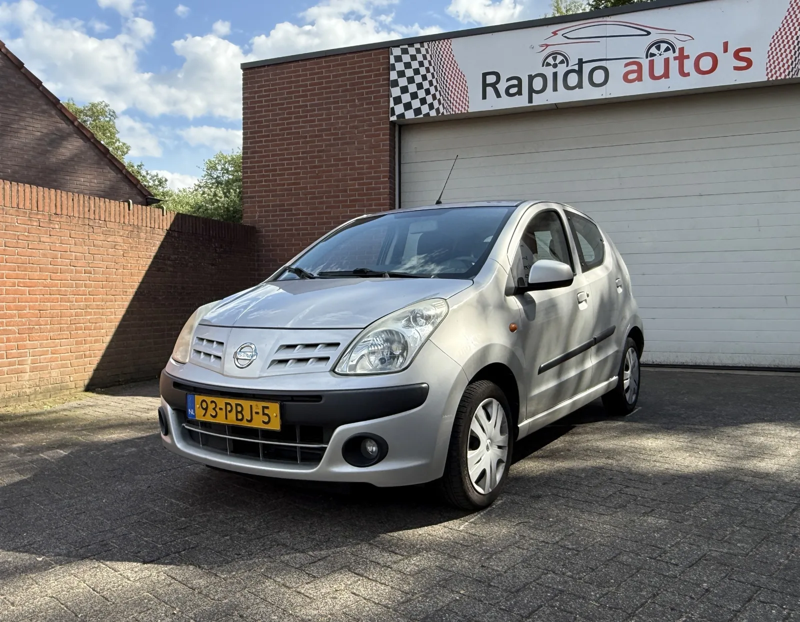 Nissan PIXO (2011) — foto 1
