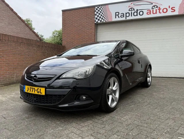 Opel Astra (2012) — foto 1