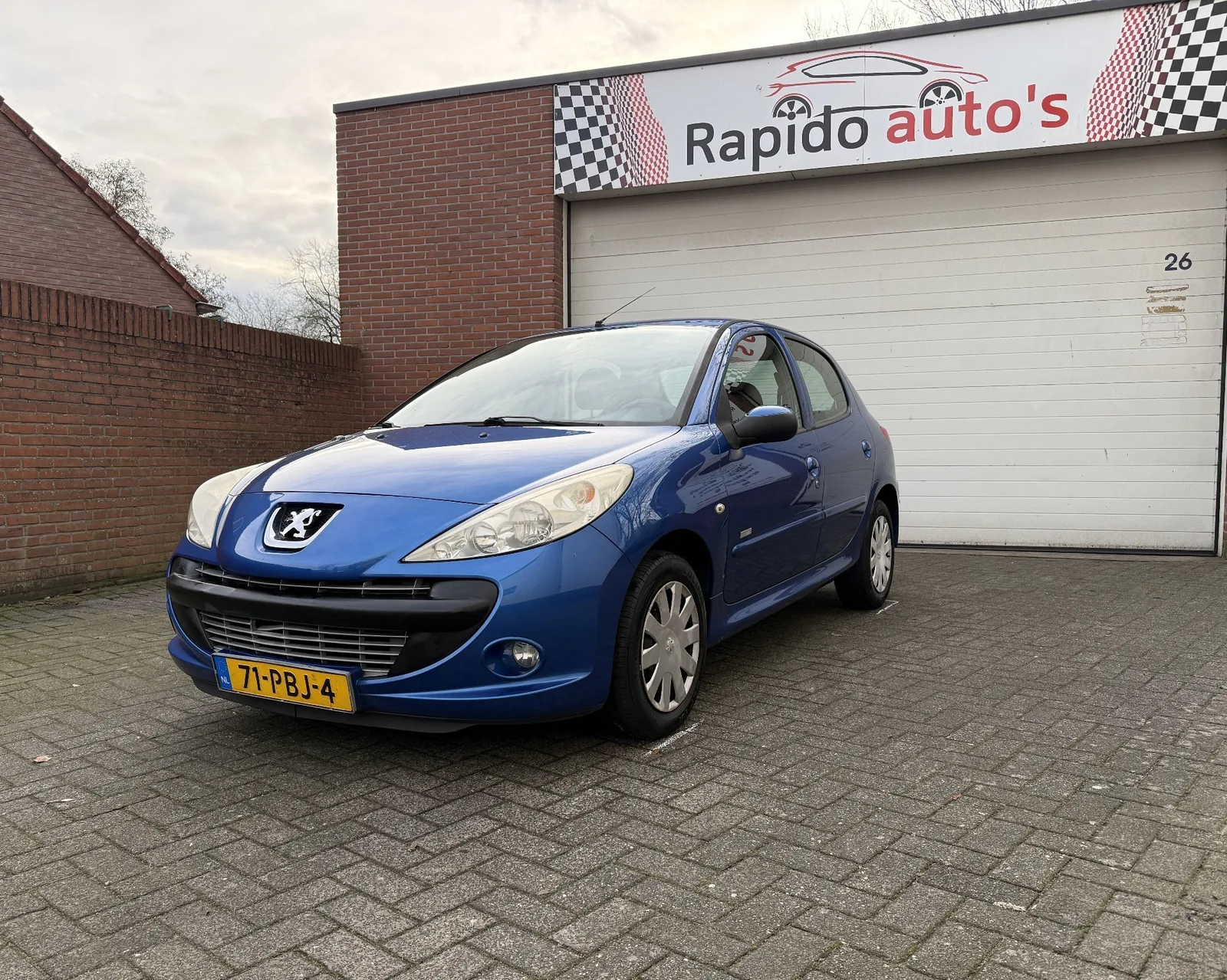 Peugeot 206+ (2011) — foto 1
