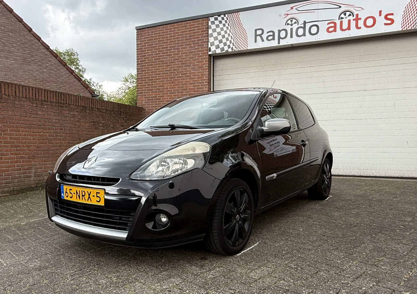 Renault Clio (2010) — foto 1