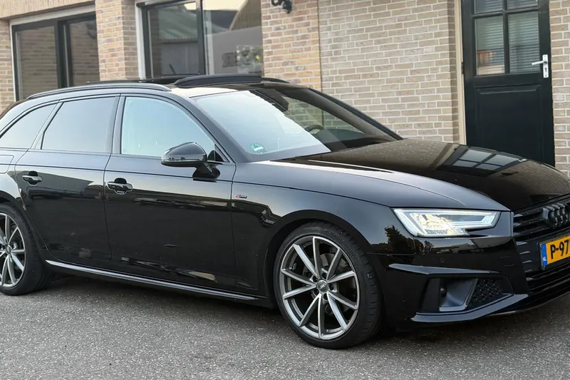 Audi A4 (2019)