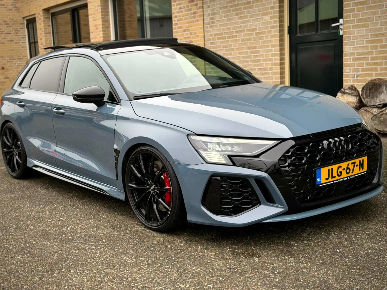 Audi RS 3 (2024) — foto 1