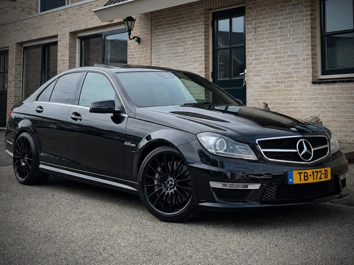 Mercedes-Benz C-Klasse (2011) — foto 1