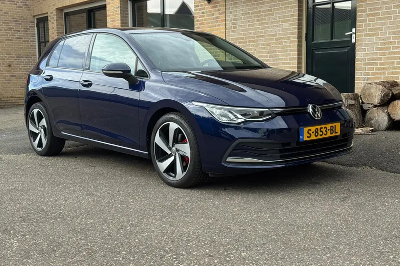 Volkswagen Golf (2021)