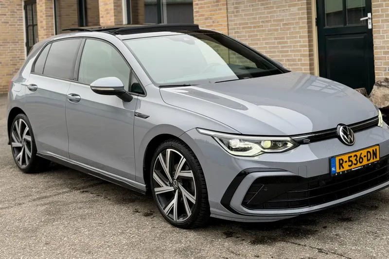 Volkswagen Golf (2020)