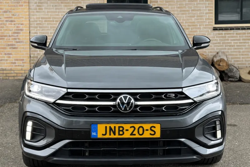 Volkswagen T-Roc (2022)