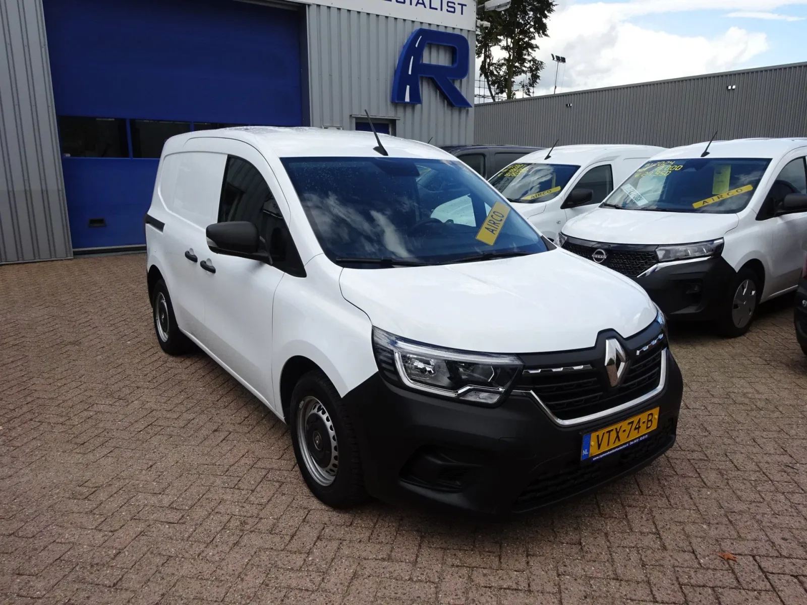 Renault Kangoo (2023) — foto 1