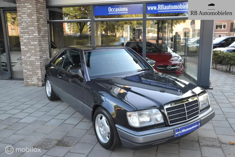 Mercedes-Benz CE (1990)