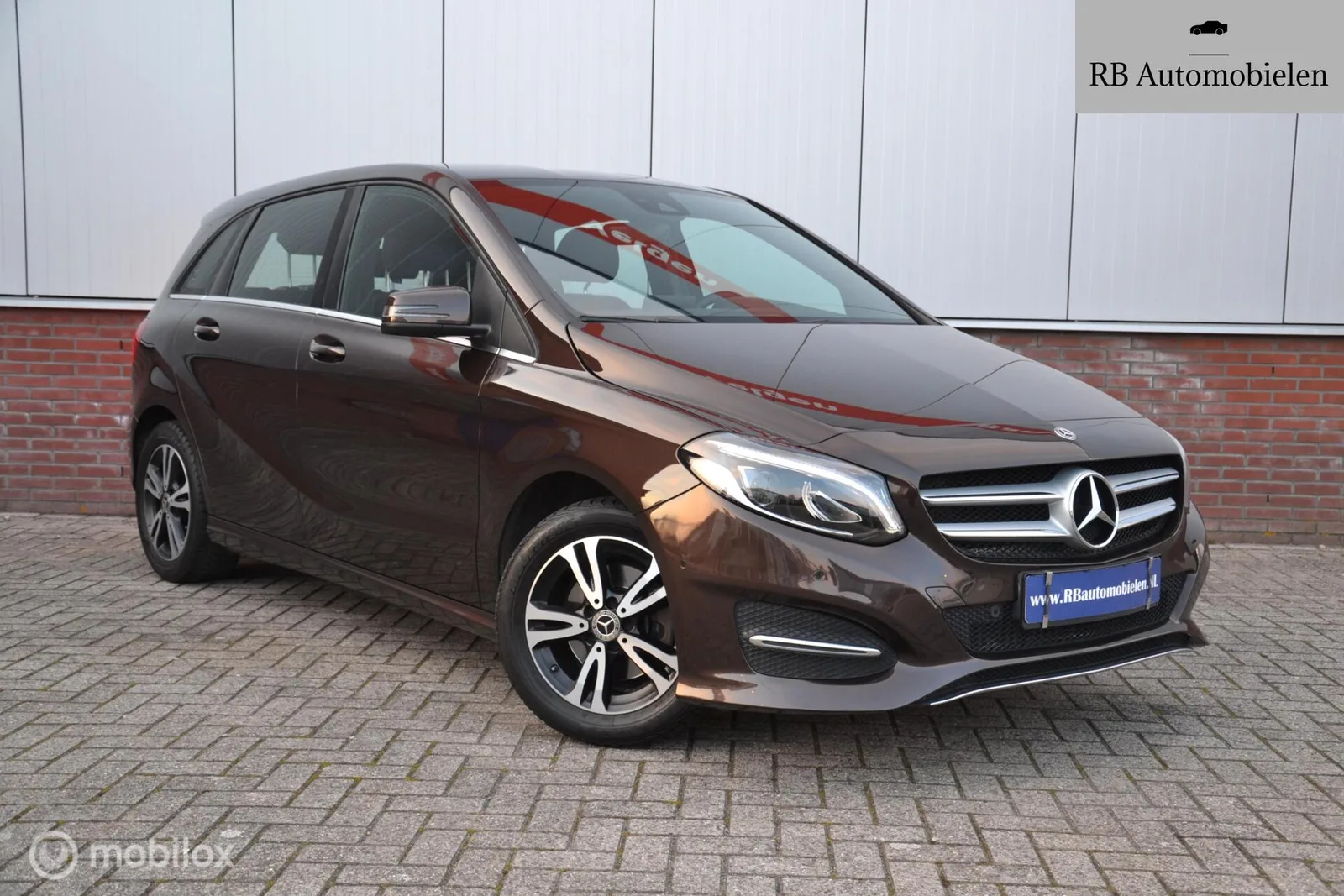 Mercedes-Benz B-Klasse (2017) — foto 1