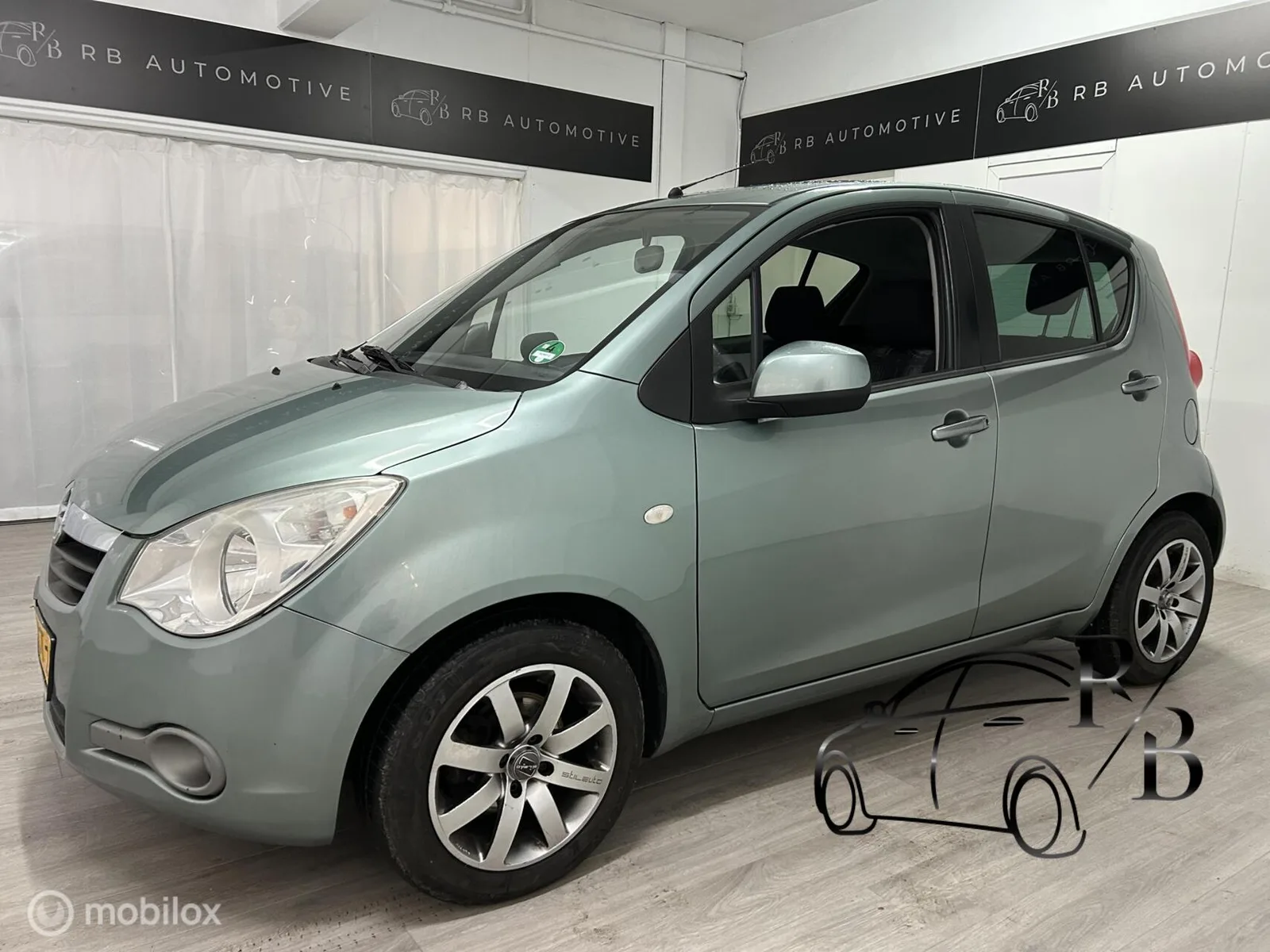 Opel Agila (2010) — foto 1