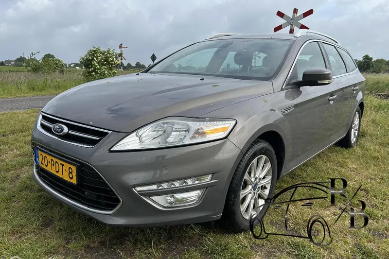 Ford Mondeo (2011)