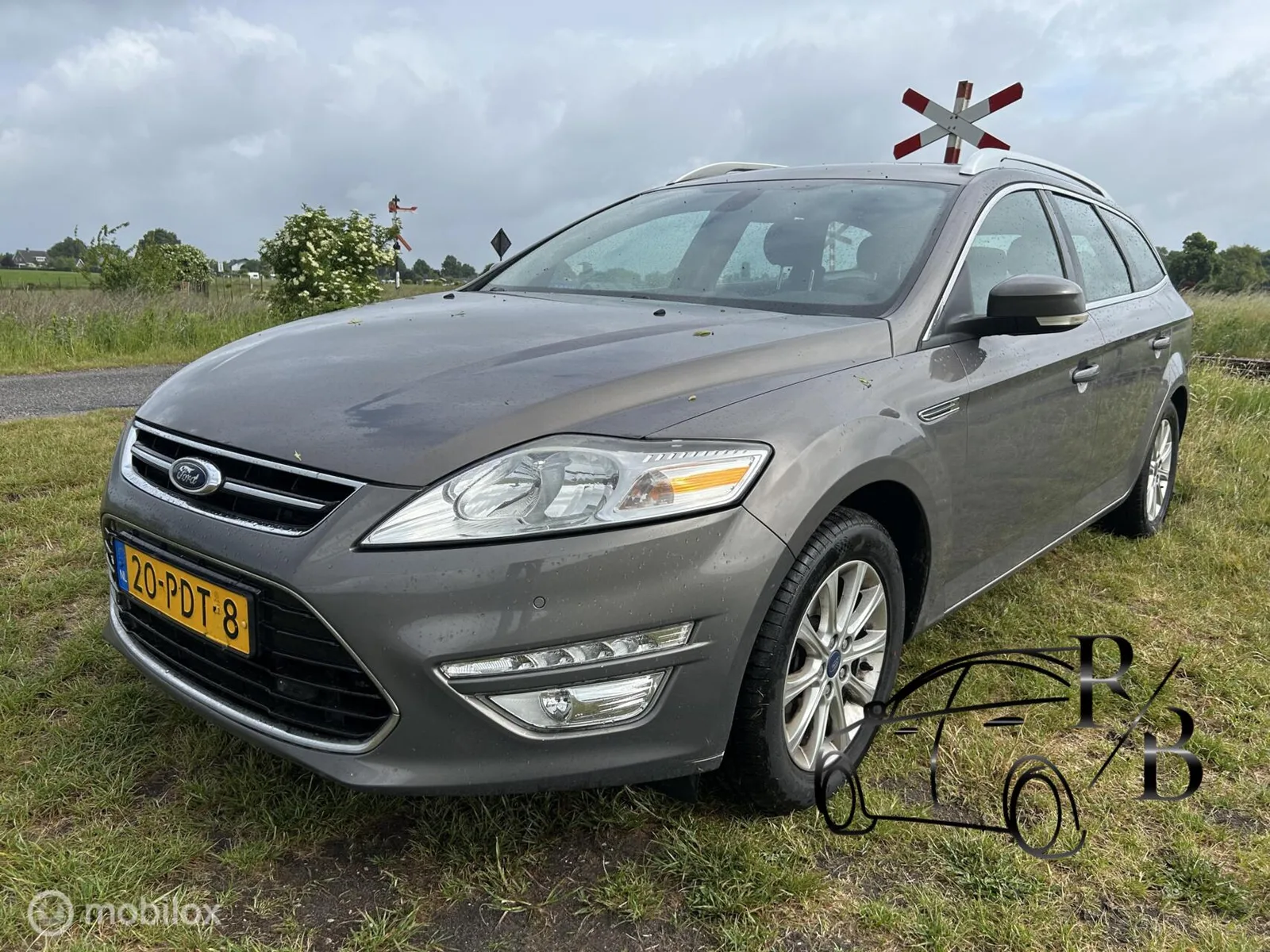 Ford Mondeo (2011) — foto 1