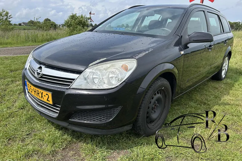 Opel Astra (2009)