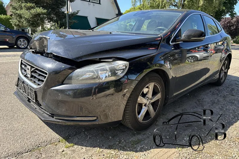 Volvo V40 (2012)