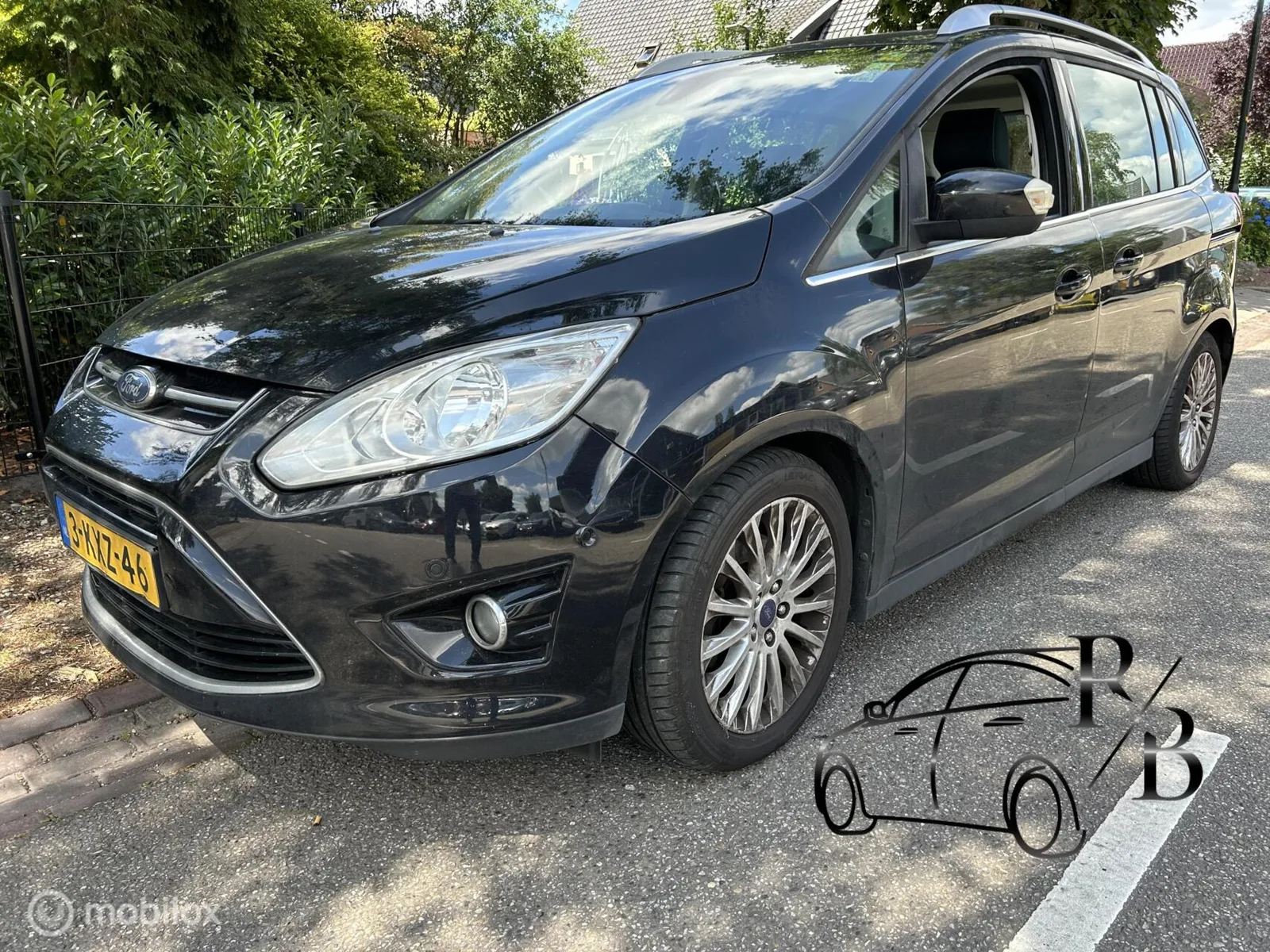 Ford Grand C-Max (2013) — foto 1