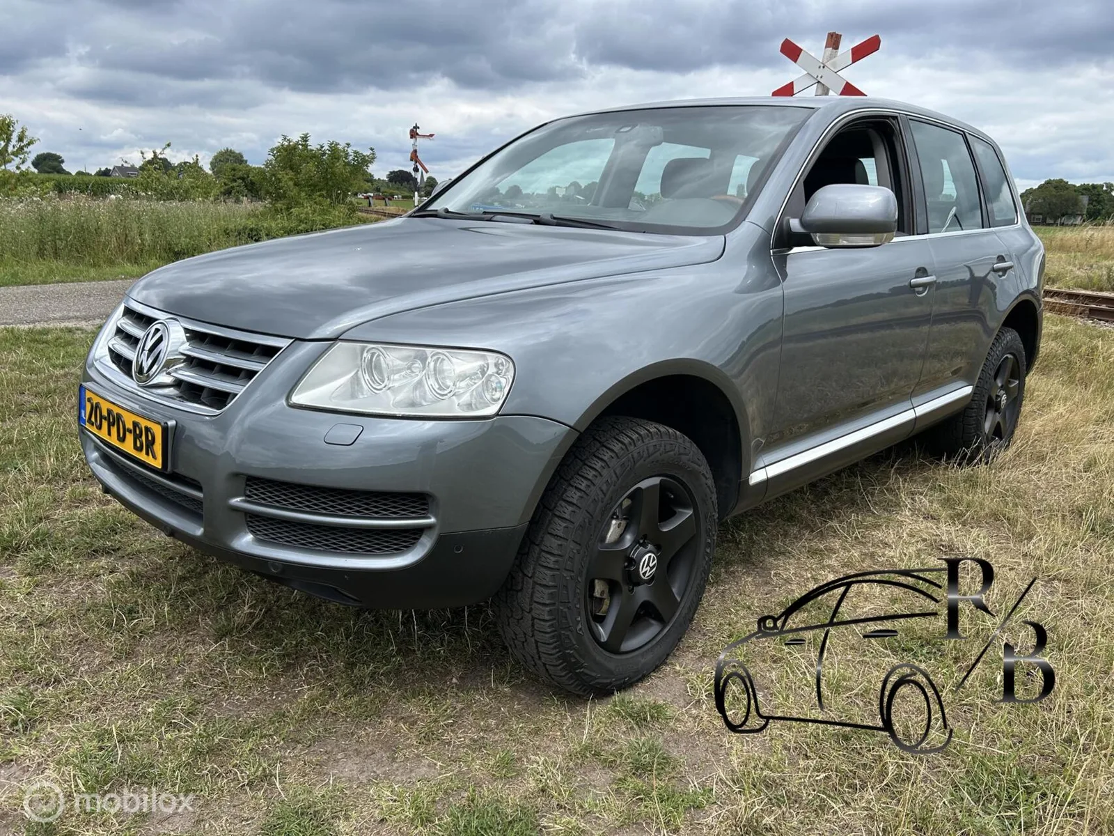 Volkswagen Touareg (2004) — foto 1
