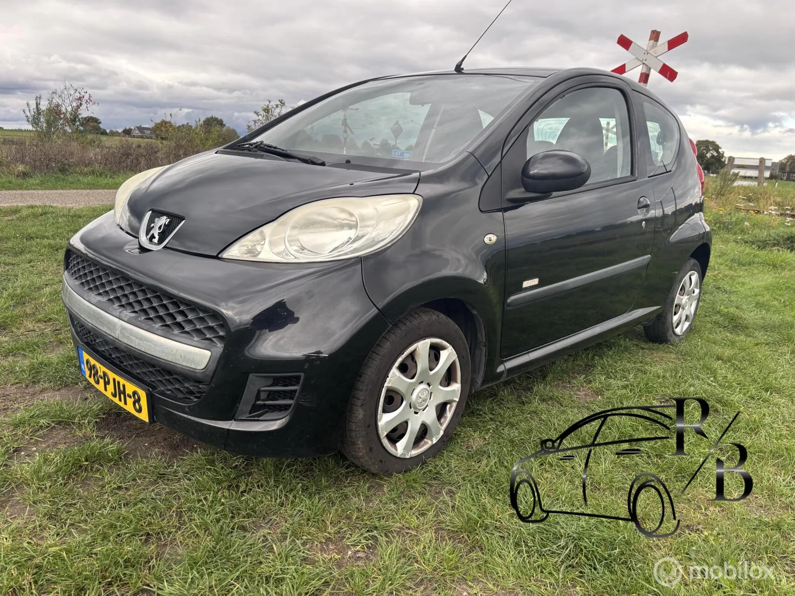 Peugeot 107 (2011) — foto 1