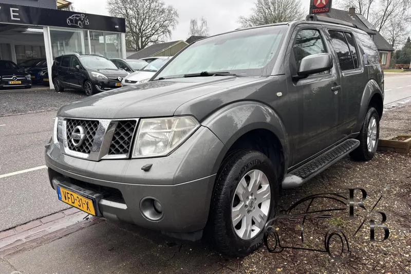 Nissan Pathfinder (2005)