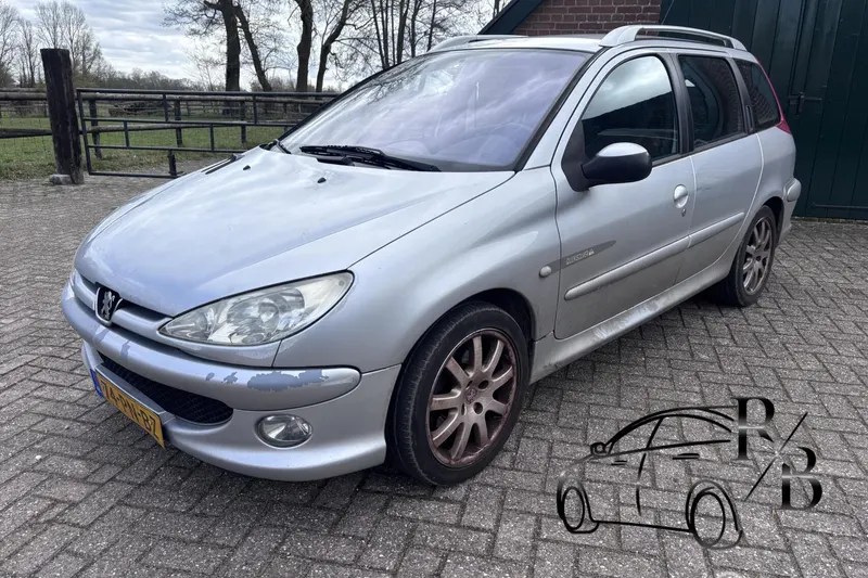 Peugeot 206 (2004)