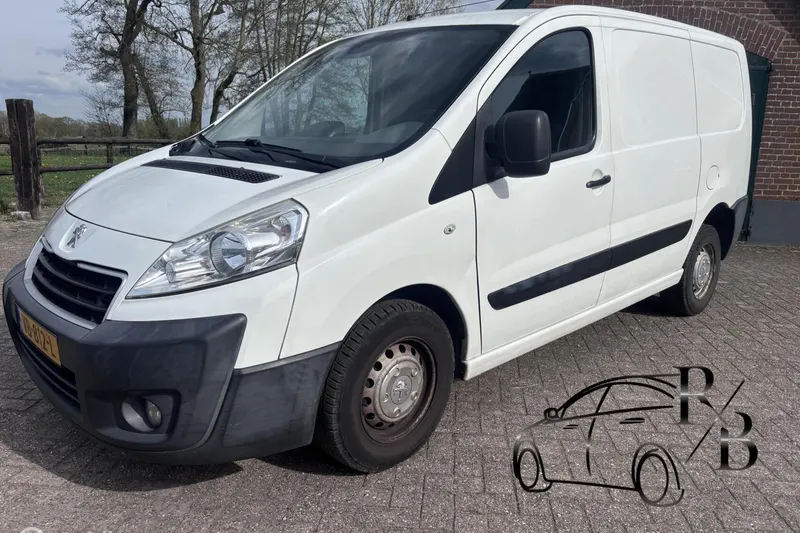 Peugeot Expert (2013)
