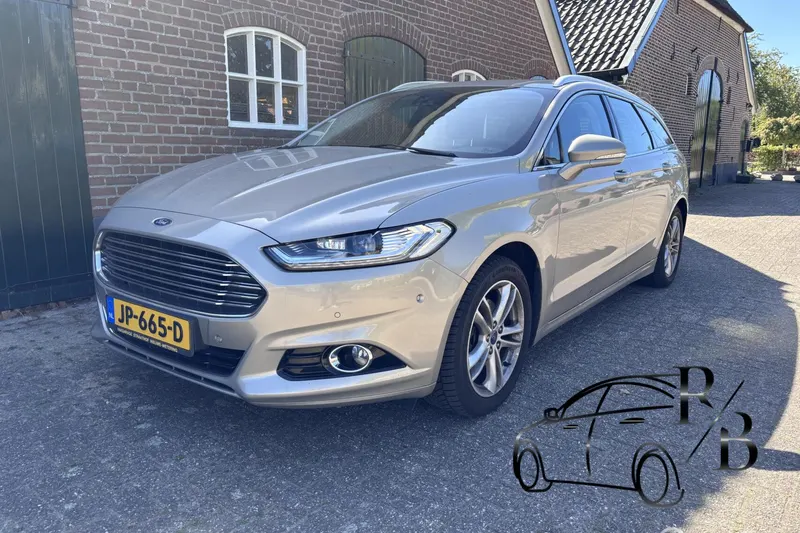 Ford Mondeo (2015)
