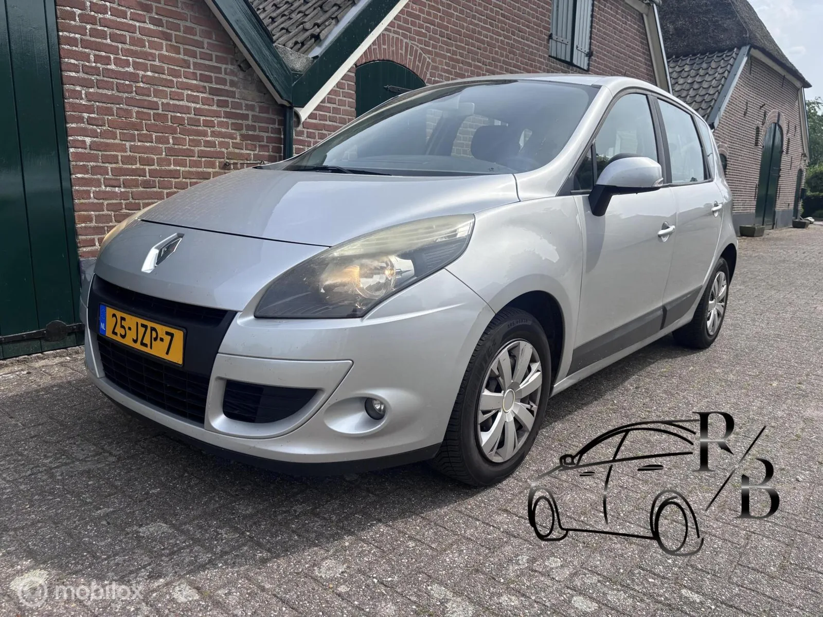 Renault Scénic (2009) — foto 1